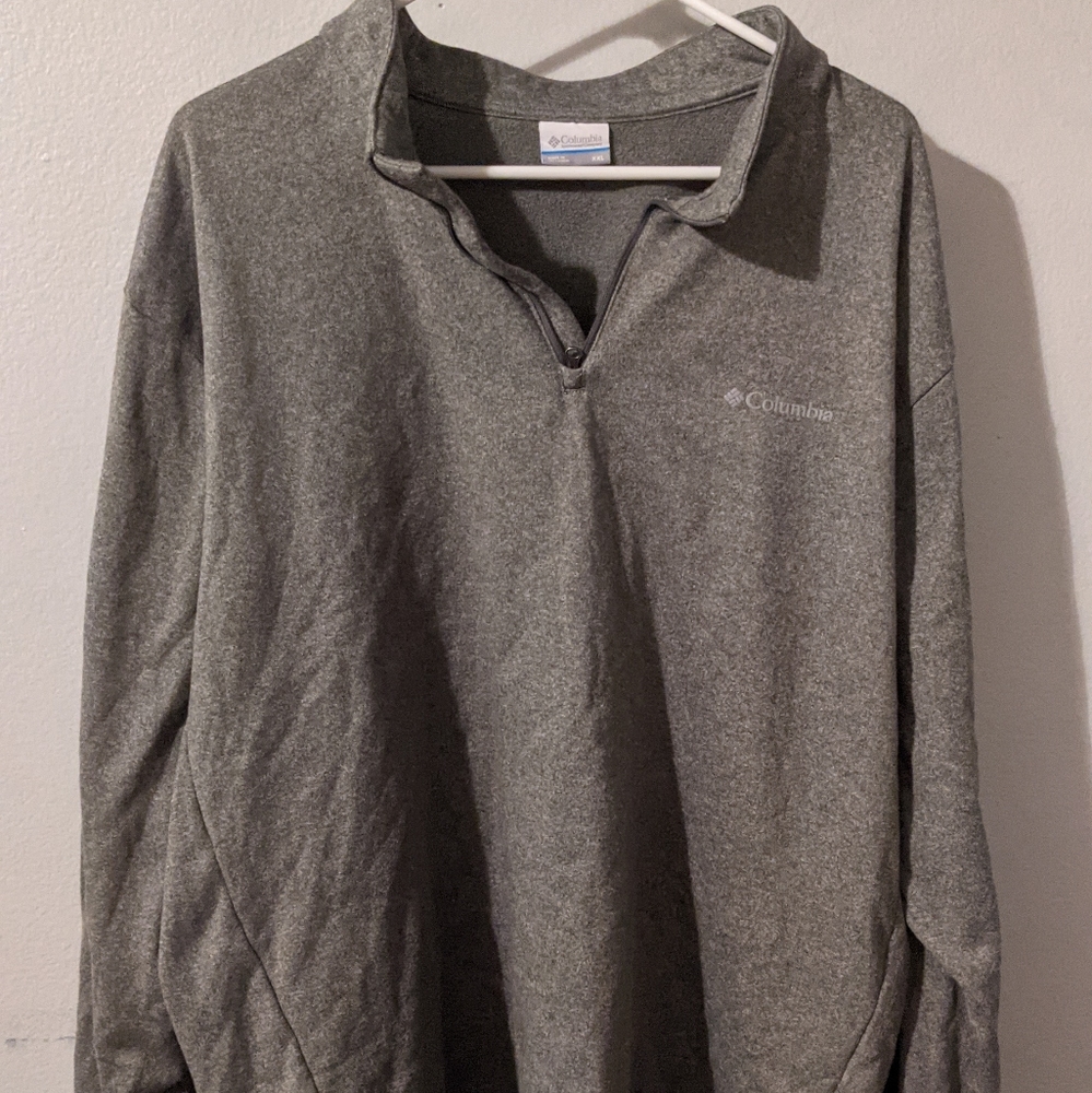 Columbia pullover